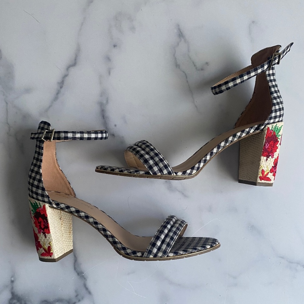 Kenneth Cole New York Lisa Gingham Embroidered Block Heel Size 8.5